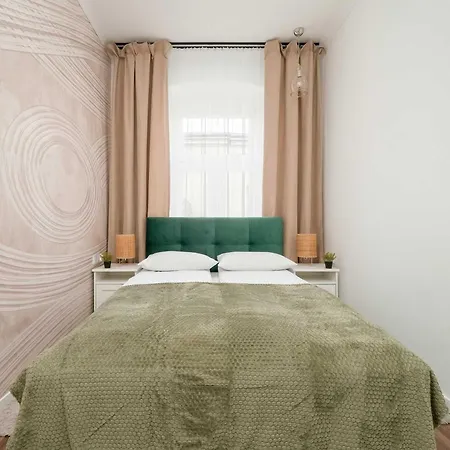 Apartment W Sercu Lodzi Piotrkowska Balkon & 2 Sypialnie By Renters Lodz