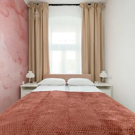 Apartment W Sercu Lodzi Piotrkowska Balkon & 2 Sypialnie By Renters *