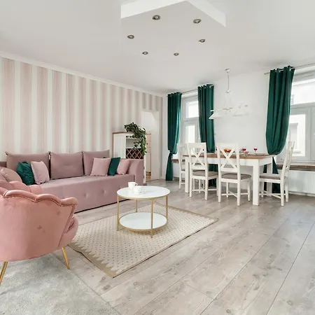 Apartment W Sercu Lodzi Piotrkowska Balkon & 2 Sypialnie By Renters